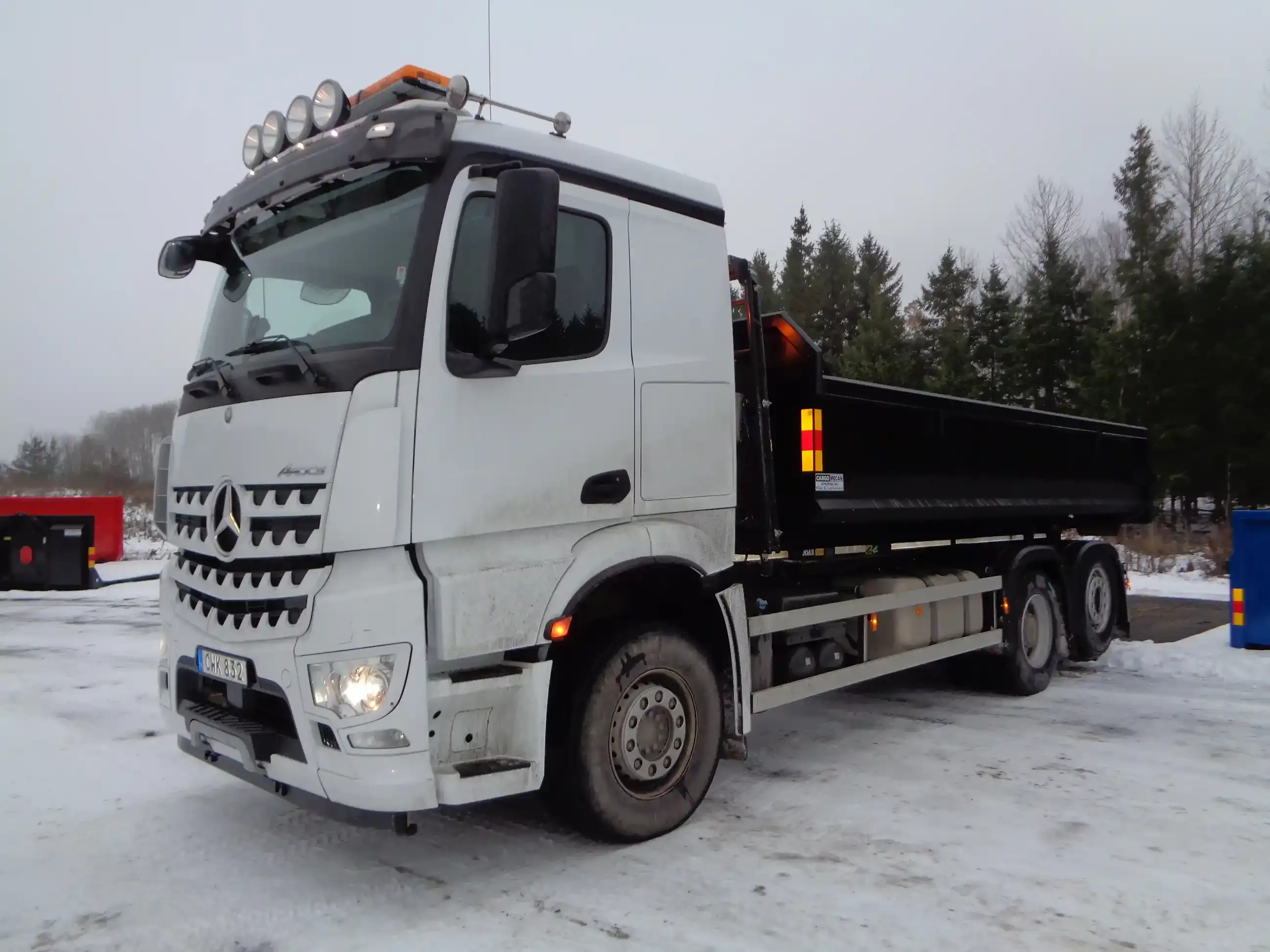 Schaktflak pa Mercedes 011